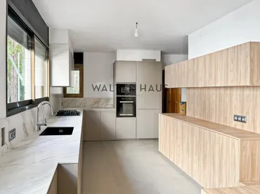 Chalet en  Carrer d'Àngel Guimerà - Foto 21