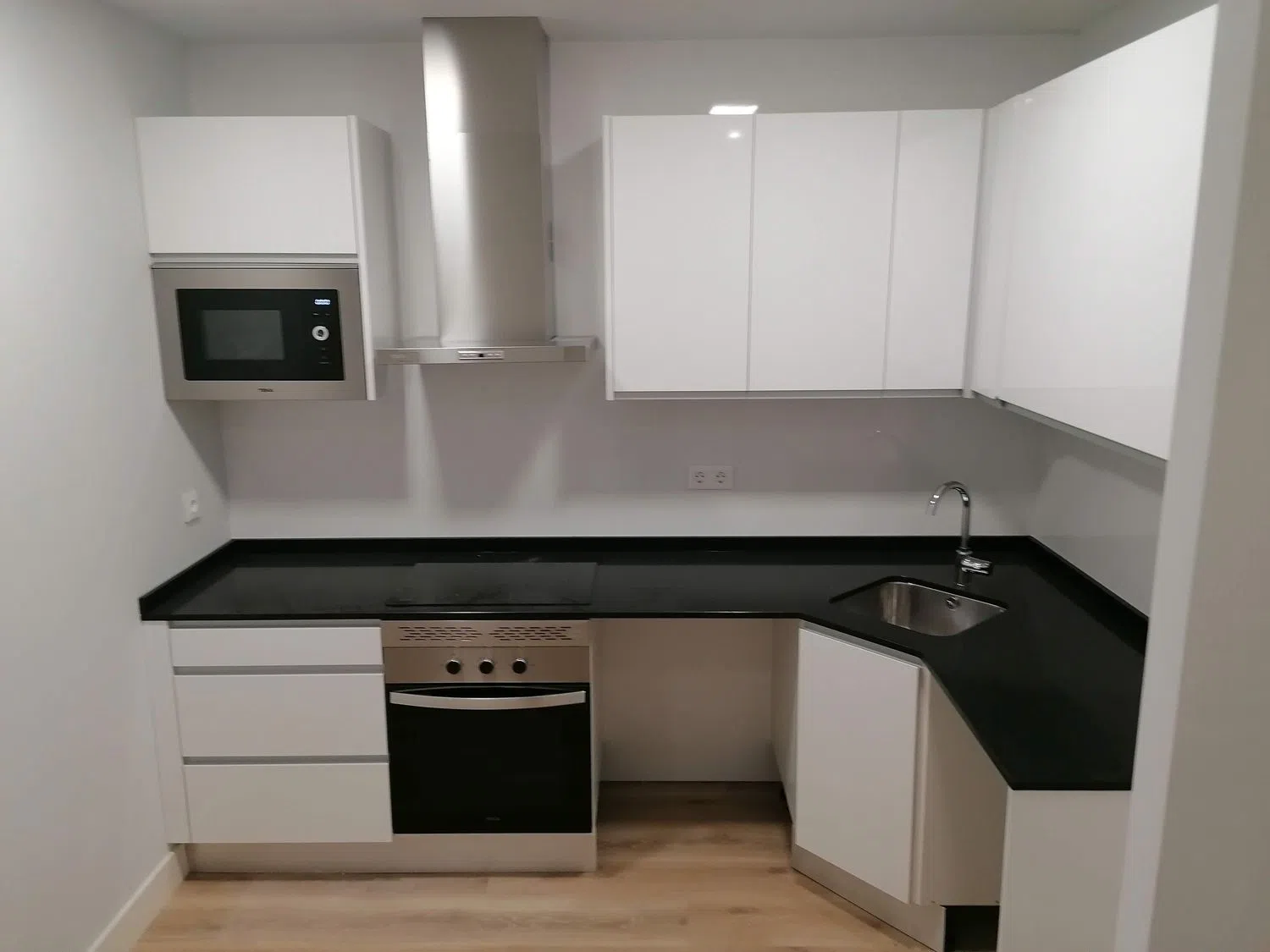 Estudio en calle de Clara del Rey, 33