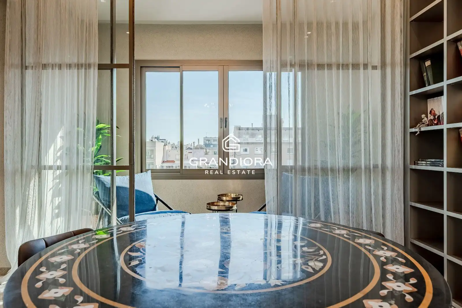 Apartamento en  Calle Pau Claris - Foto 2