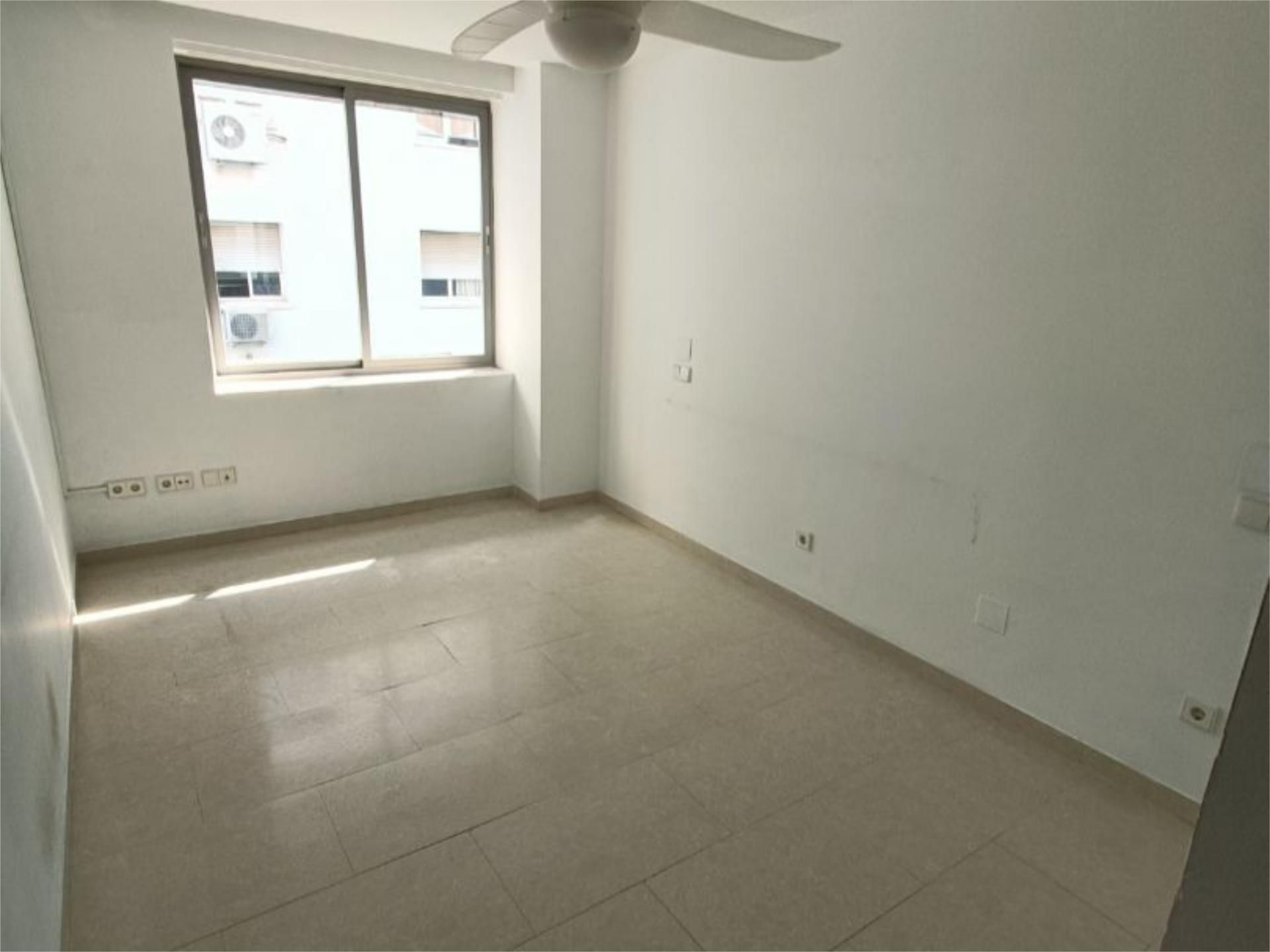 Piso en  Calle del Amparo 103 - Foto 4