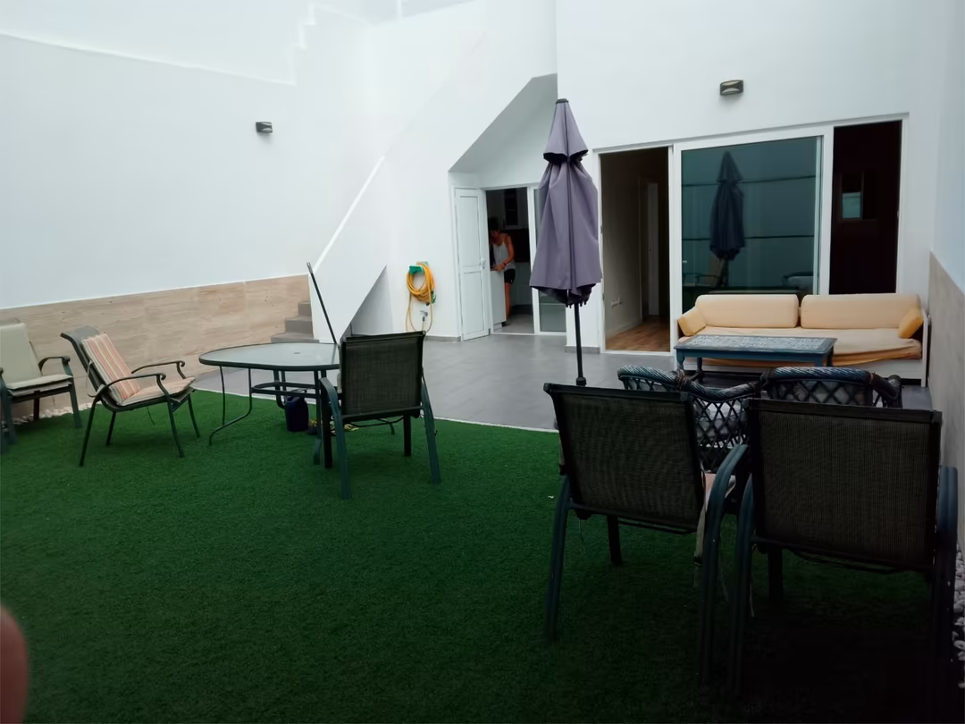 Chalet en  Calle Violeta 9 - Foto 2