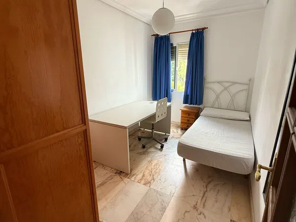Piso en Alto Cisneo, 7, La Salle-Avd Manuel del Valle-Las Naciones - Foto 1