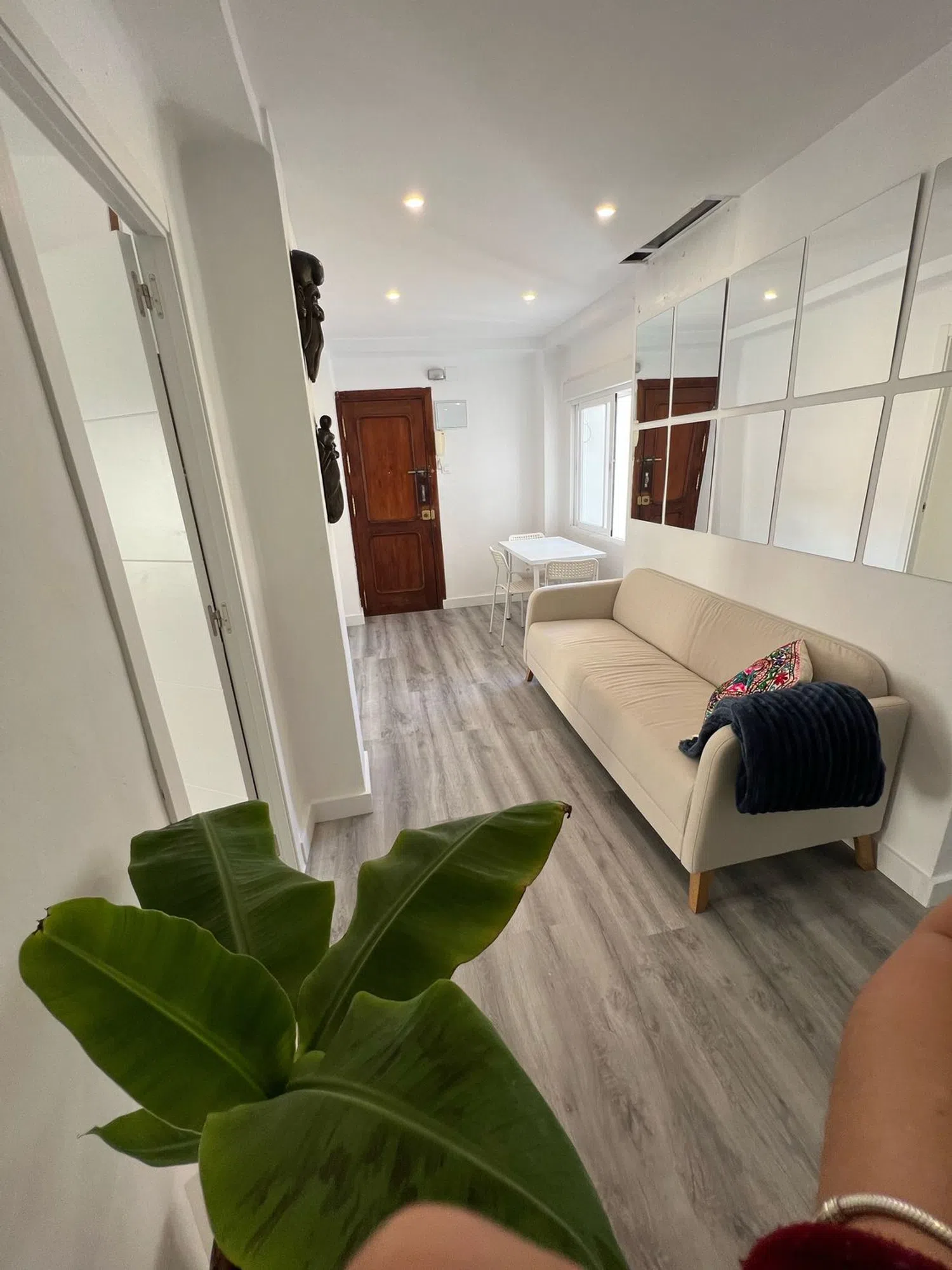 Piso en calle Mauricio Moro Pareto, 5 - Foto 2