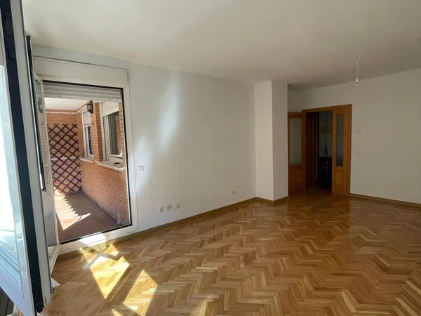 Piso en calle Manuel Azaña, 3