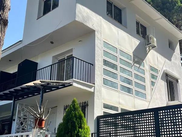 Chalet adosado en calle Urbanizacion Real de Zaragoza, 1