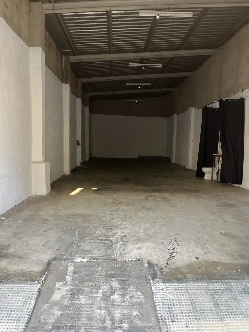 Planta baja en  Calle Virgen Olivar 18 - Foto 2