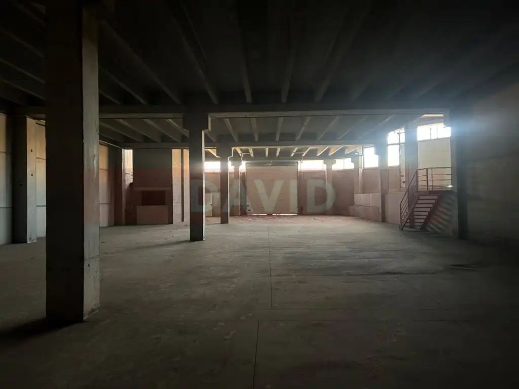 Nave Industrial en  Calle Raimon Casellas De - Foto 3