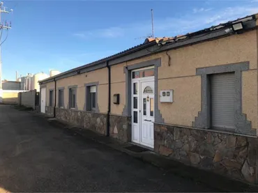Chalet en Hospital de orbigo - Foto 1