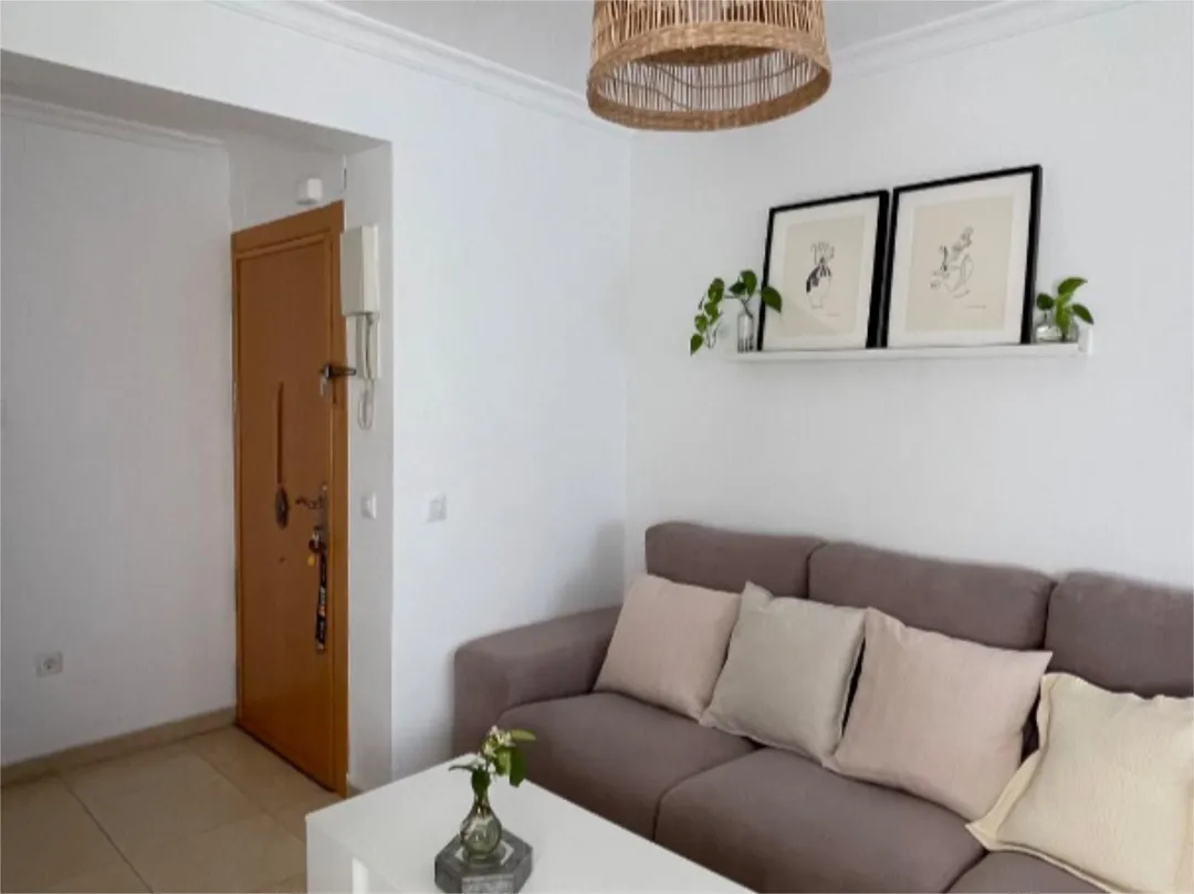 Piso en  Avenida del Obispo Angel Herrera Oria 37 - Foto 9