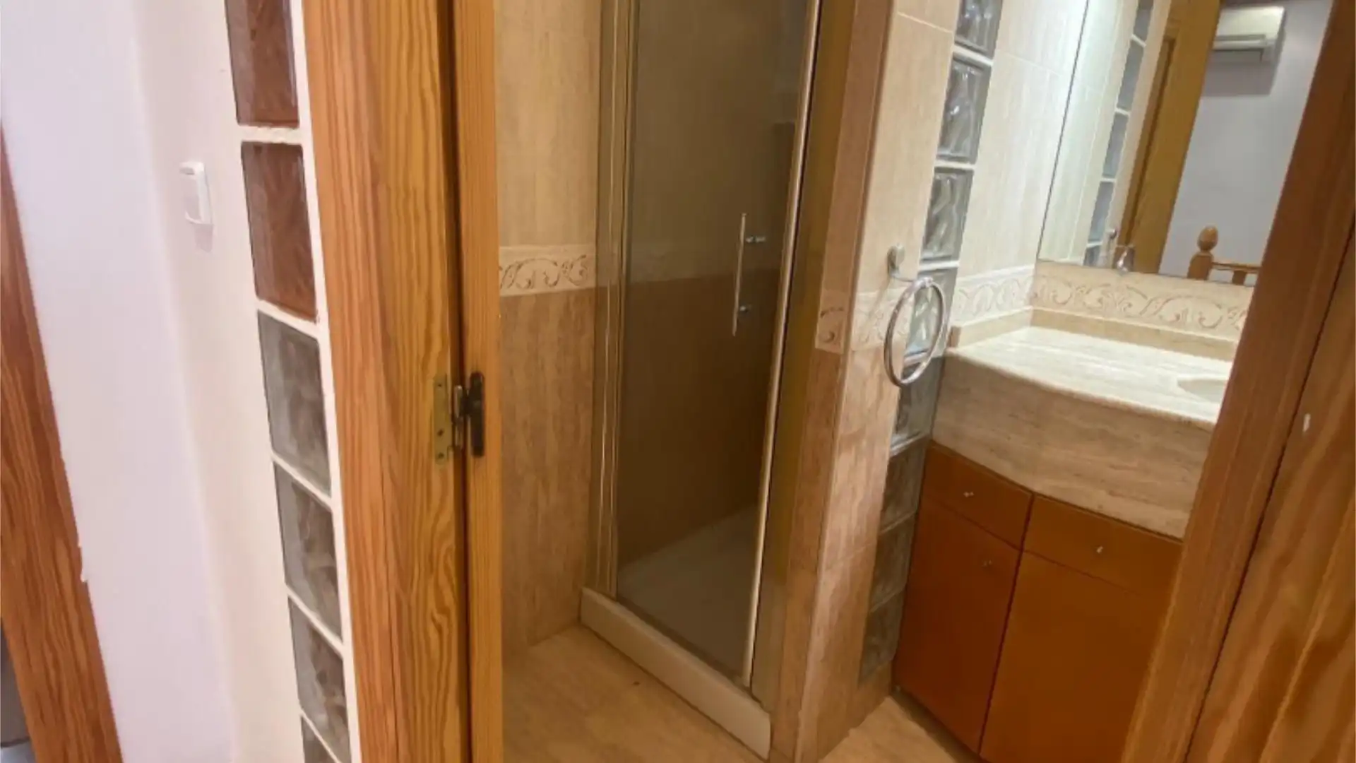 Piso en  Calle Infiesto 2 - Foto 12