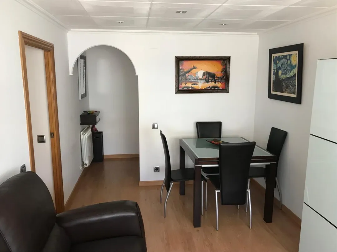 Piso en  Carrer de Josep Feliu i Codina 25 - Foto 3