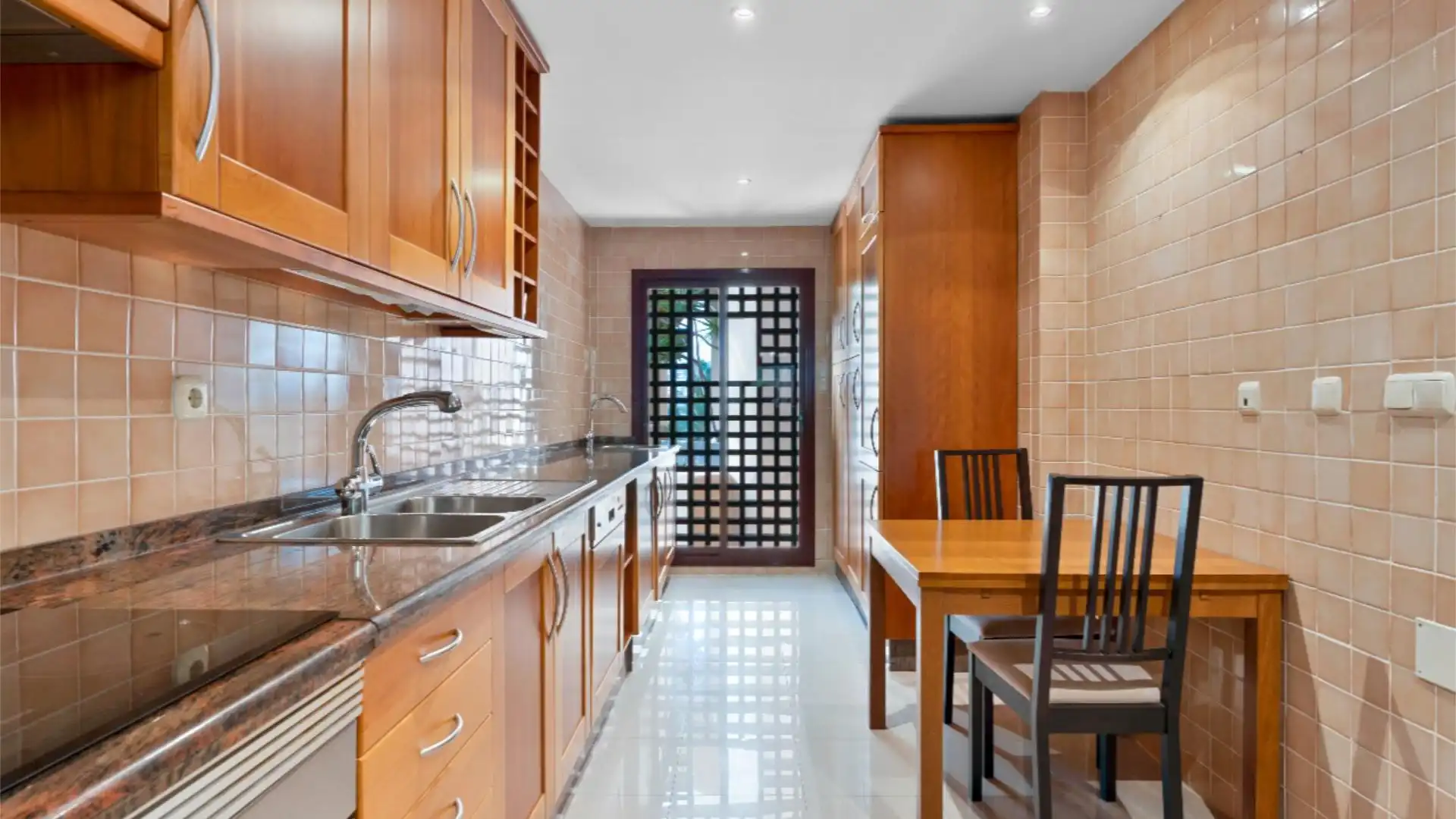 Piso en Marbella - Foto 9