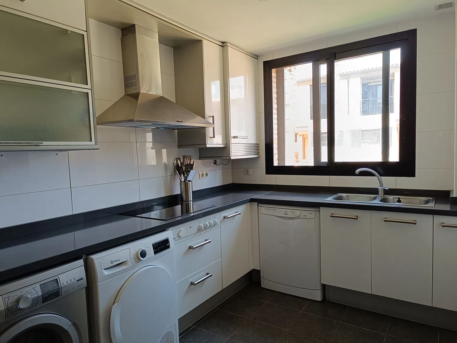 Chalet pareado en calle d'Ares del Maestrat, 9 - Foto 3