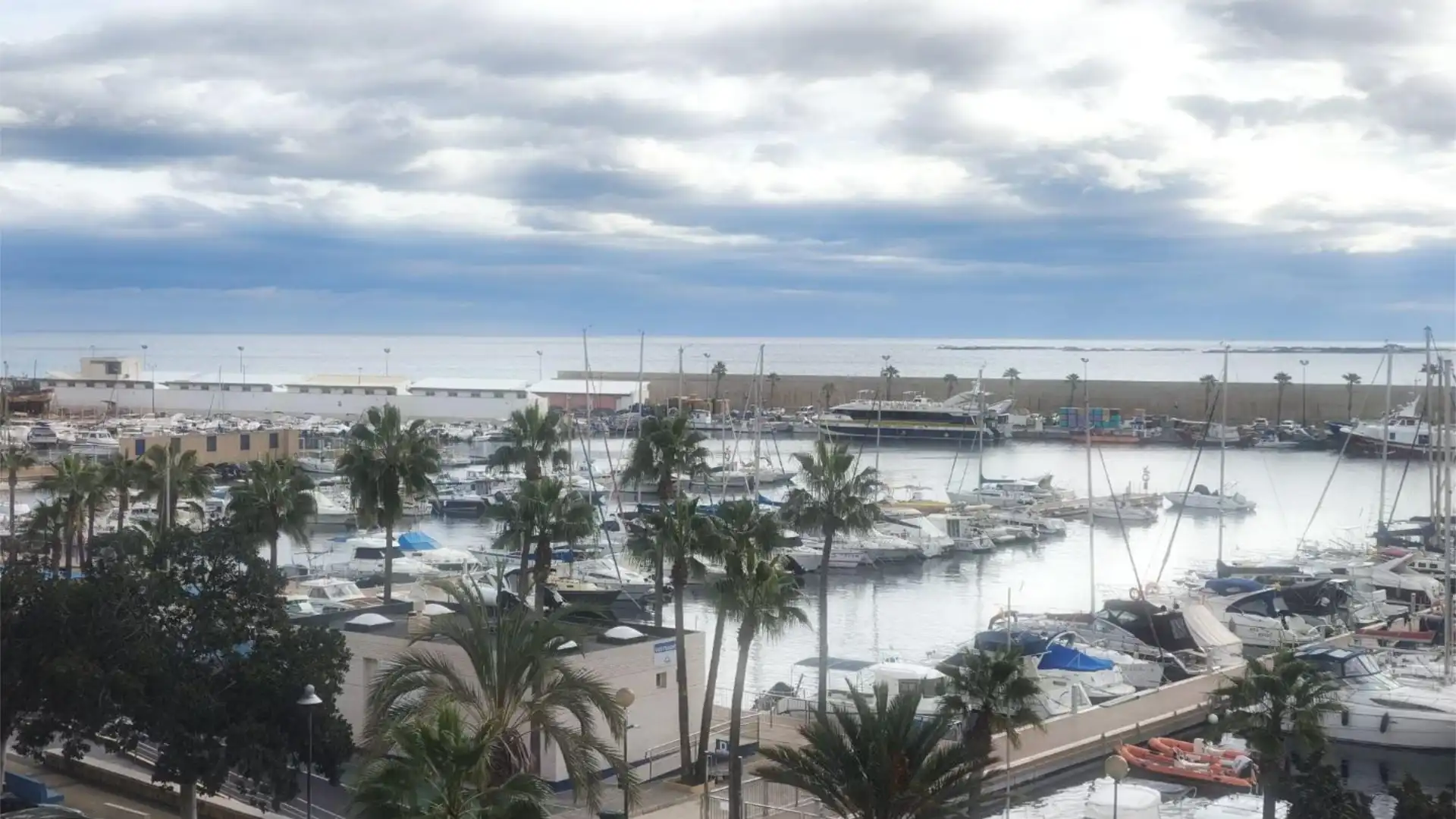 Piso en  Avenida del Puerto 46 - Foto 18