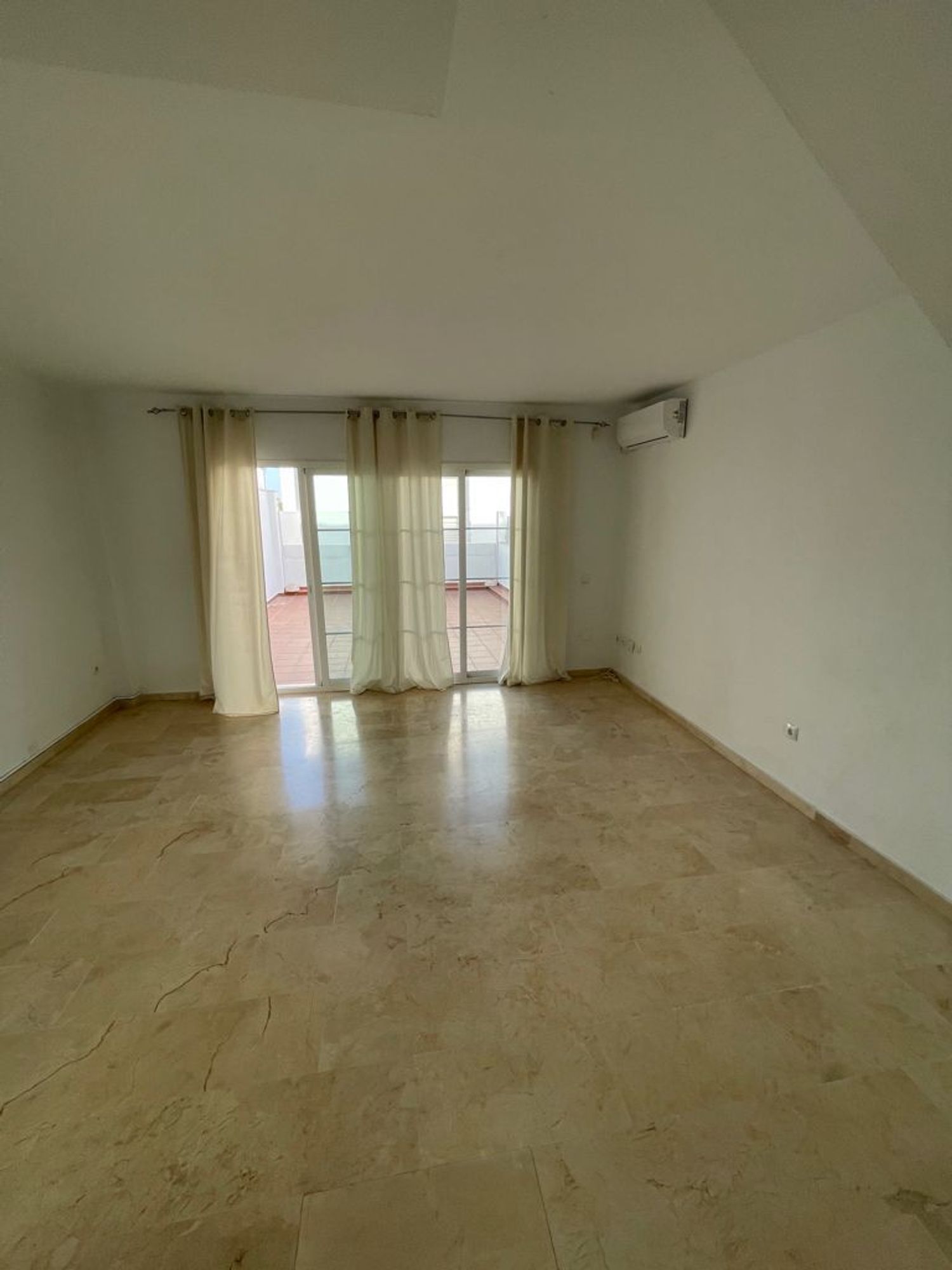 Chalet adosado en Limonar - Foto 14