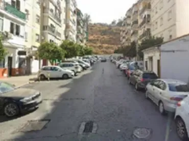Piso en  Avenida de Cristóbal Colón 115 - Foto 1
