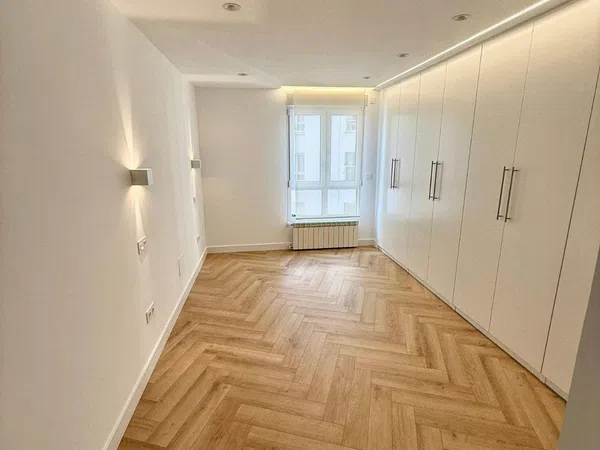 Piso en Calle Victor Chavarri, 19, Salesas-Foncalada-Campoamor - Foto 17