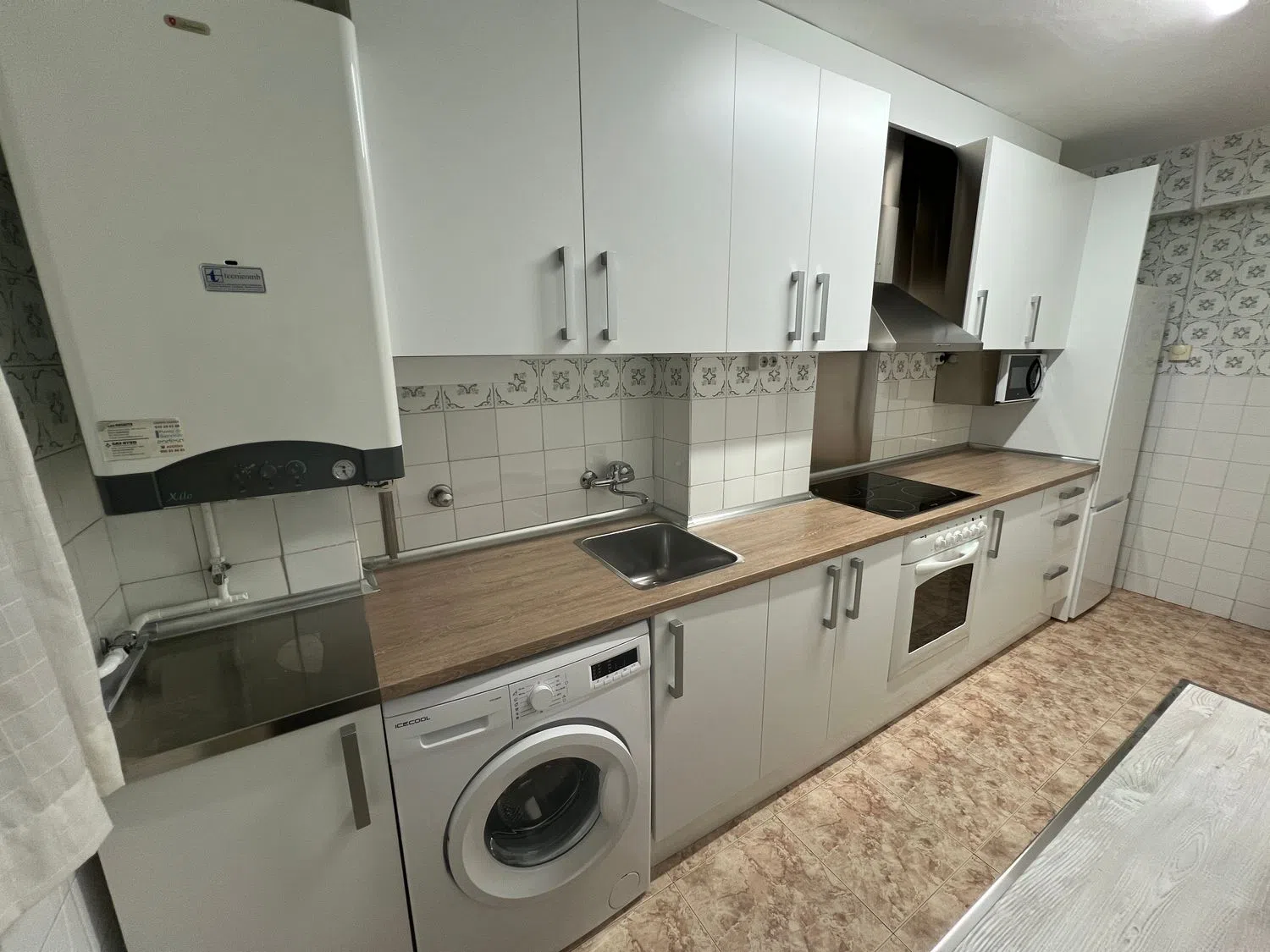 Piso en calle de Ramón Salanova, 6 - Foto 2