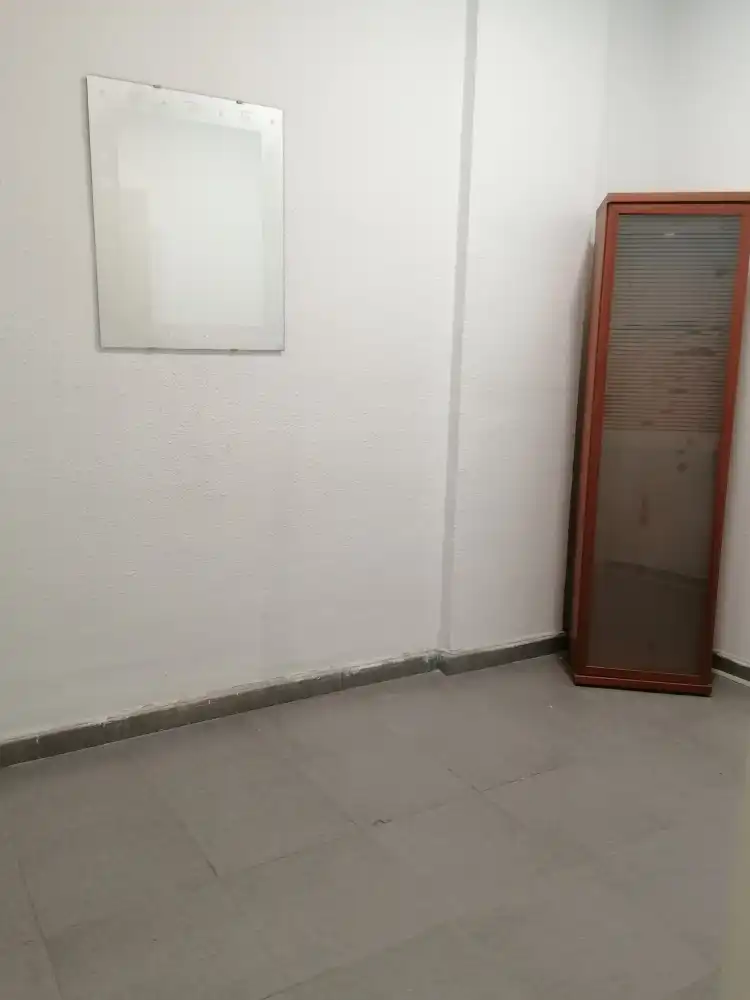 Local comercial en  Passeig dels Almogàvers 35 - Foto 8