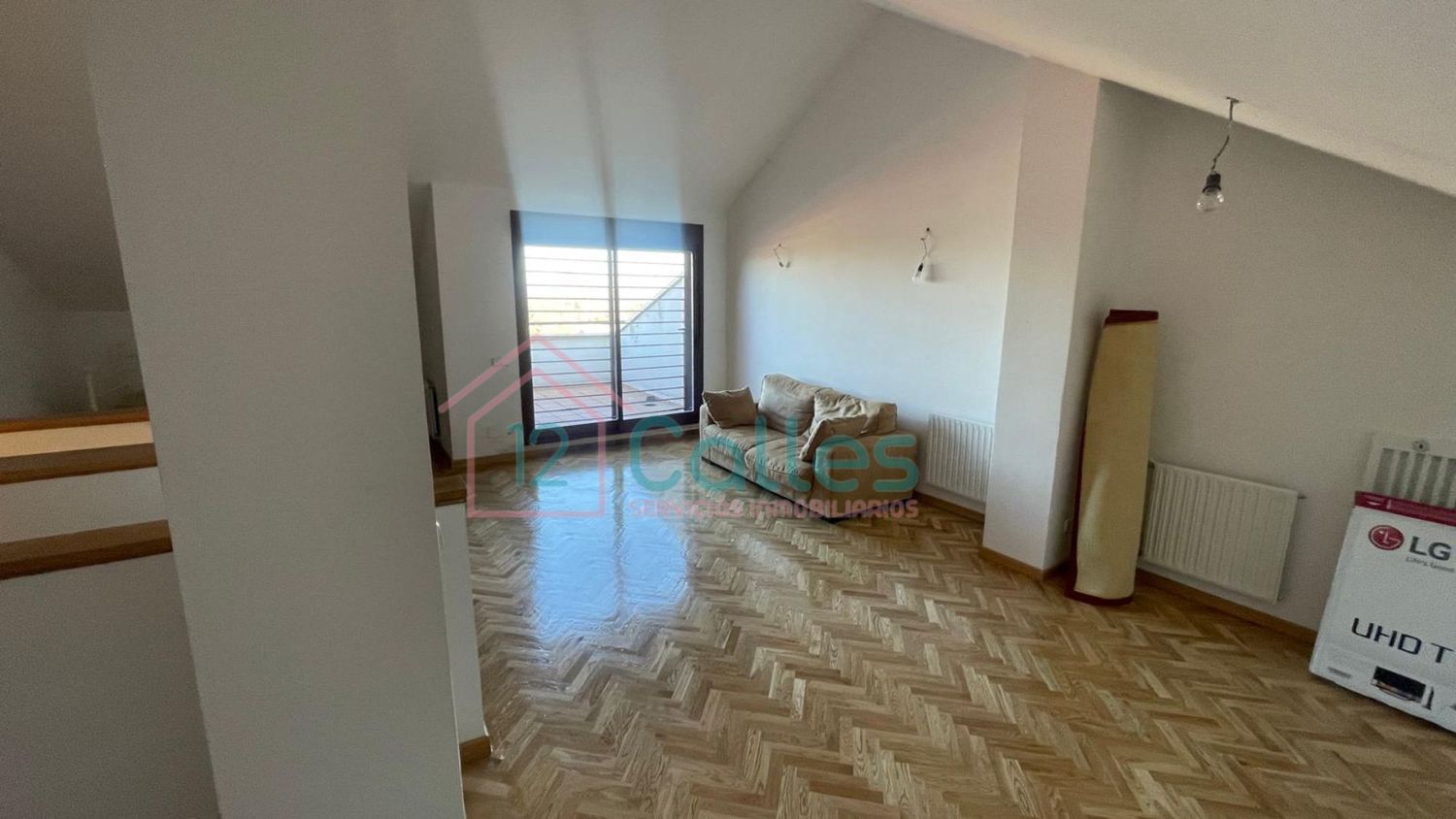 Chalet adosado en Calle Alhambra de Granada s/n, Nuevo Aranjuez-Ciudad de las Artes - Foto 32