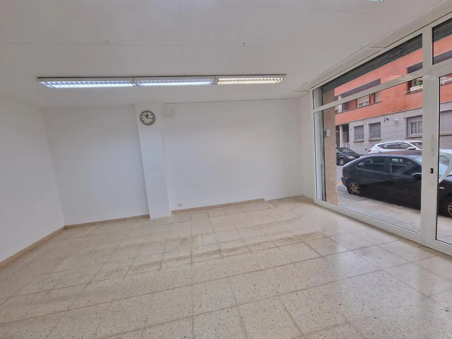 Local comercial en Sabadell - Foto 2