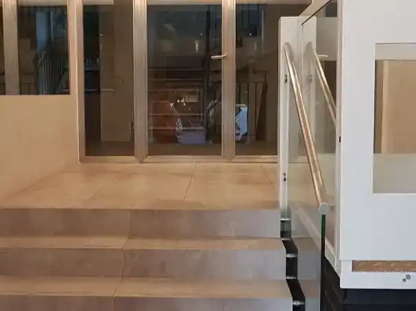 Piso en  Avenida Pablo Picasso 28 - Foto 3