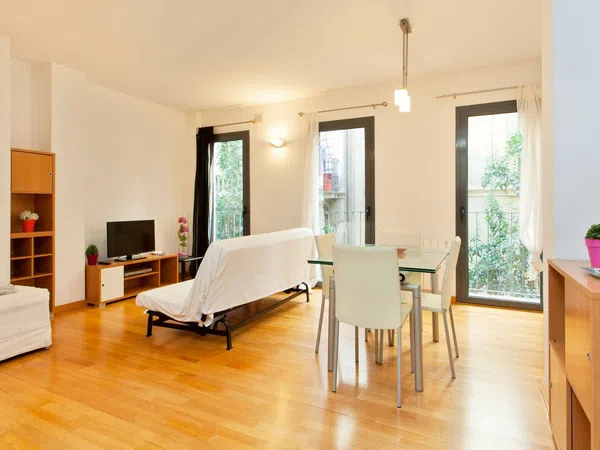 Piso en Calle de Sant Gil, El Raval - Foto 1