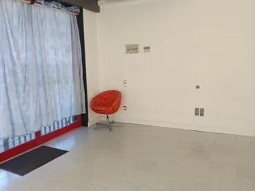Local comercial en  Avinguda de l'Estatut 132 - Foto 3