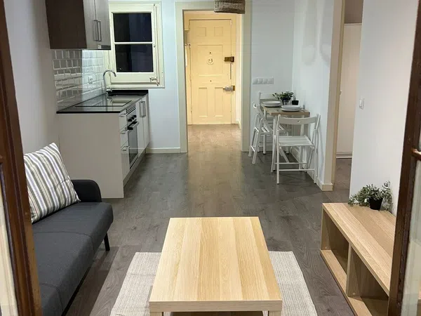 Piso en Calle de Feliu Casanova, Sants - Badal - Foto 5