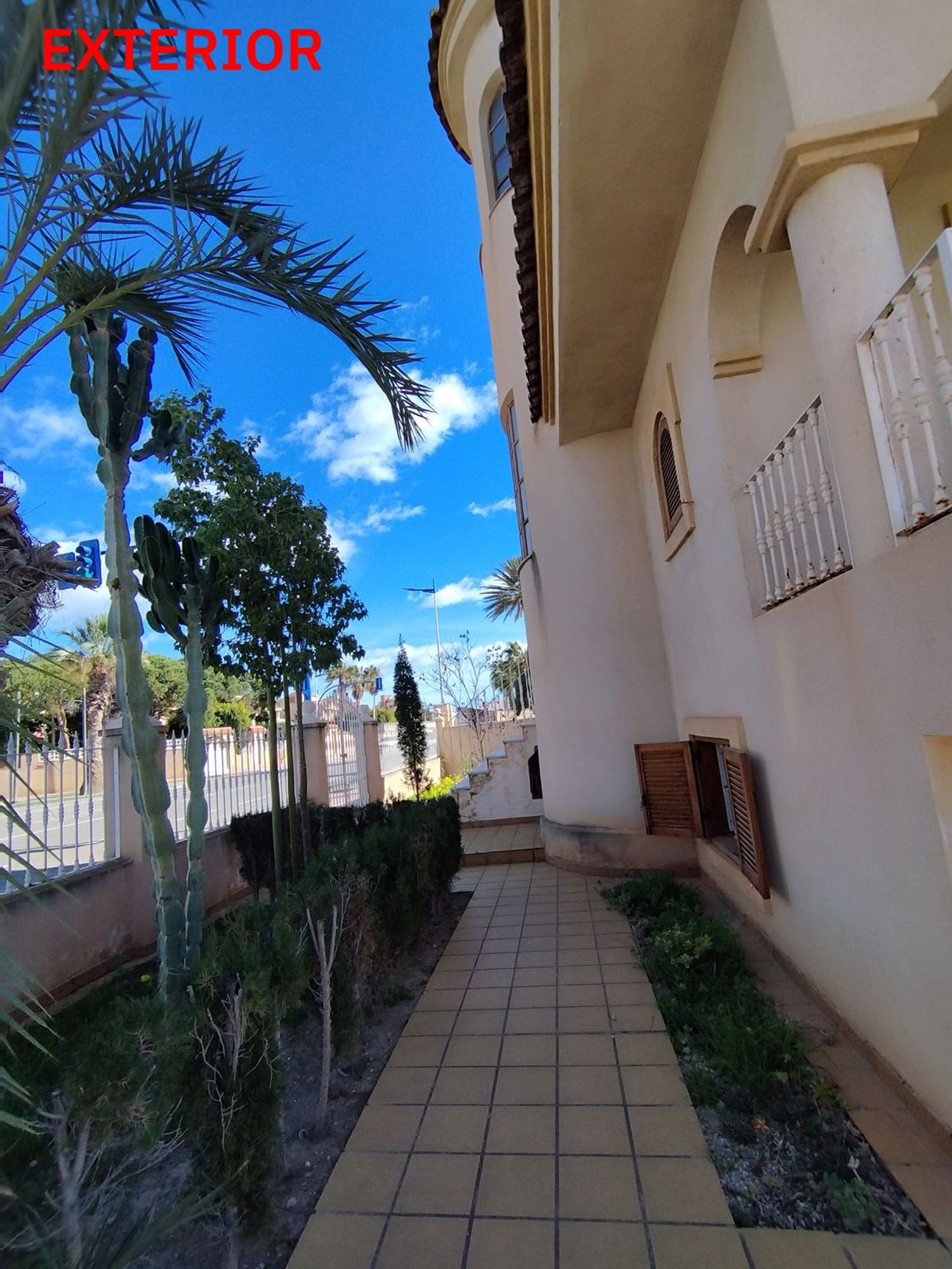 Casa o chalet independiente en Avenida del Castellar, 208 - Foto 3