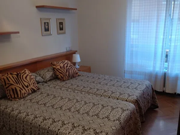 Piso en Calle Marqués de Casa Valdés, 101, Centro - San Lorenzo - Foto 3
