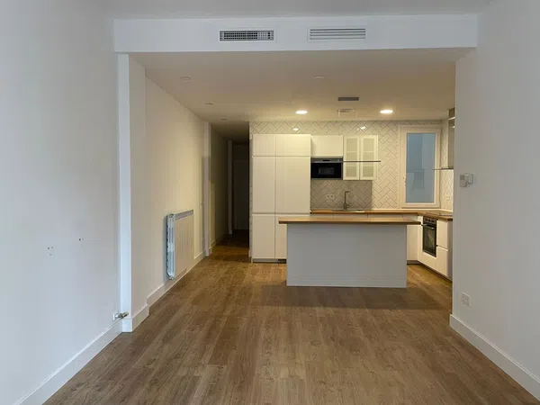 Piso en calle Ponciano Ponzano, 14