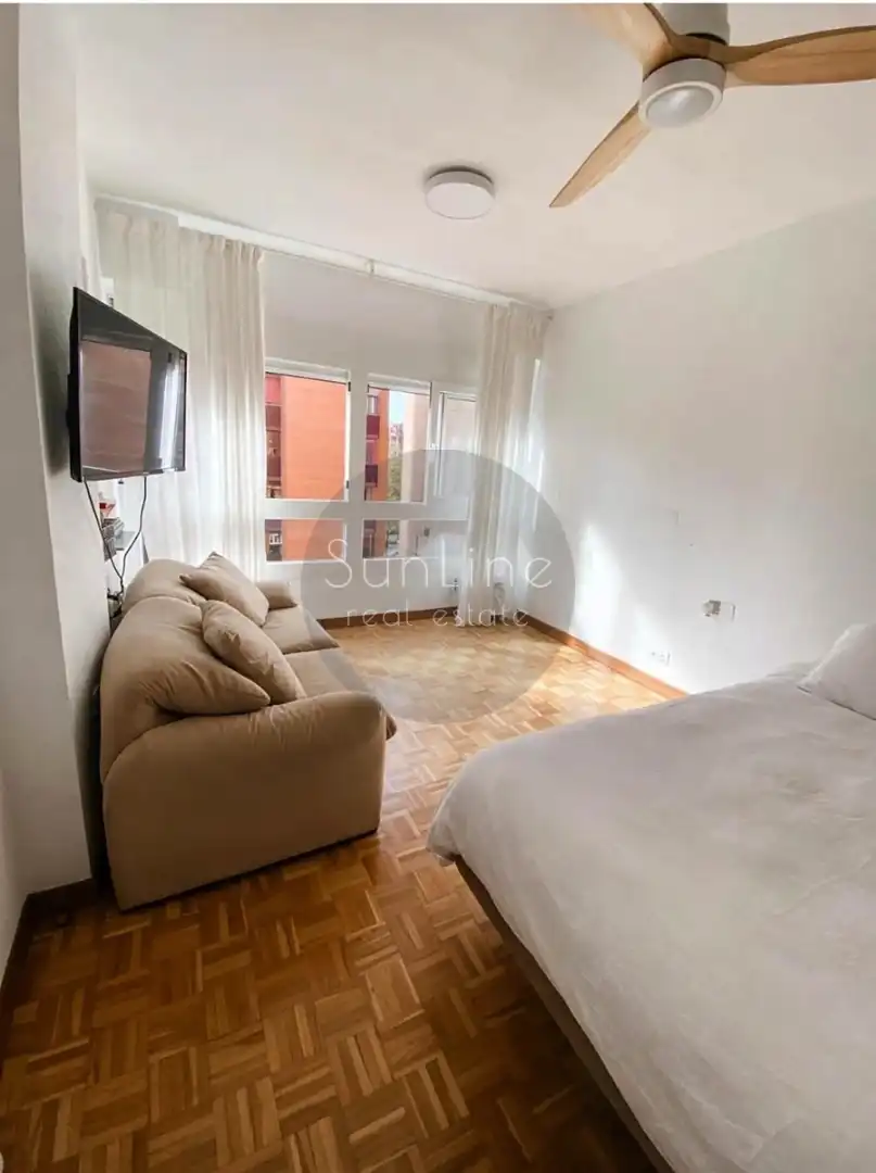 Piso en  Carrer de Polo y Peyrolón - Foto 7