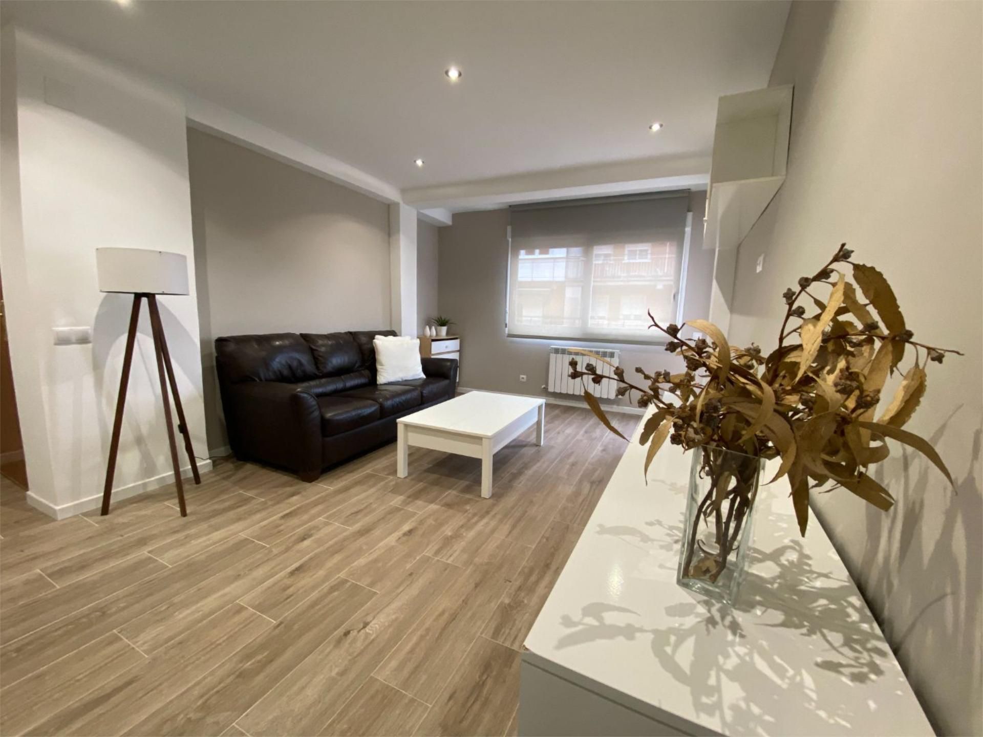 Piso en  Calle Río Sil 1 - Foto 2