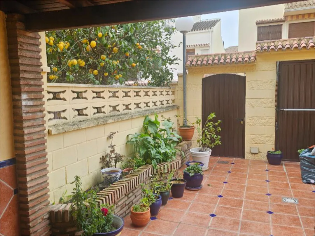 Piso en  Calle Poeta Muñoz Rojas 10 - Foto 11