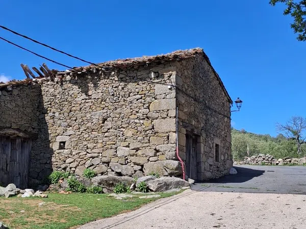 Casa de pueblo en Calle Aleguillas Narros, 23 - Foto 1