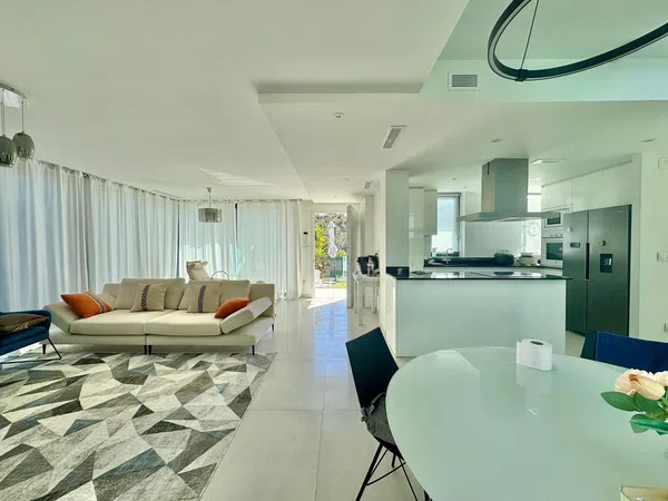 Casa o chalet independiente en Calle d'Equador, 23, Balcón de Finestrat-Terra Marina - Foto 5
