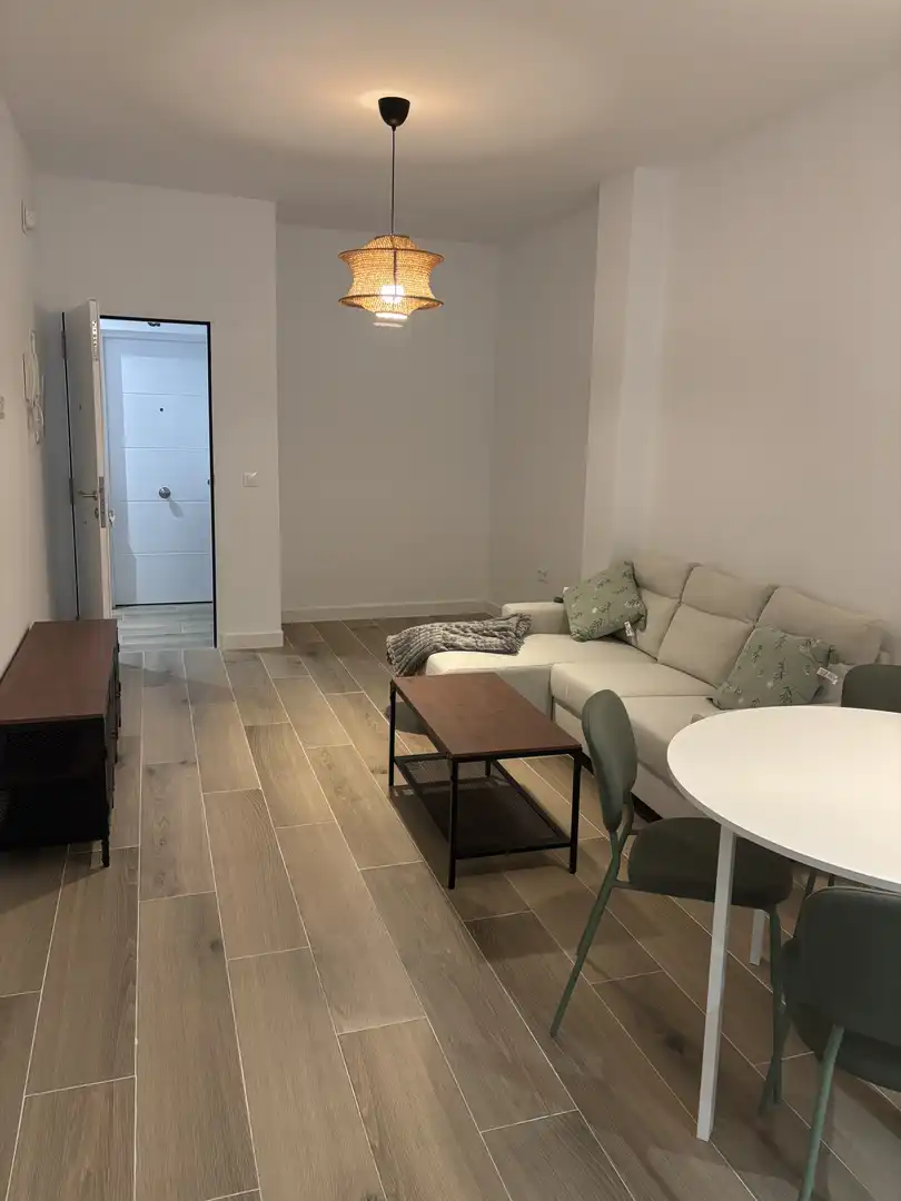 Piso en  Calle Castilla 82 - Foto 5