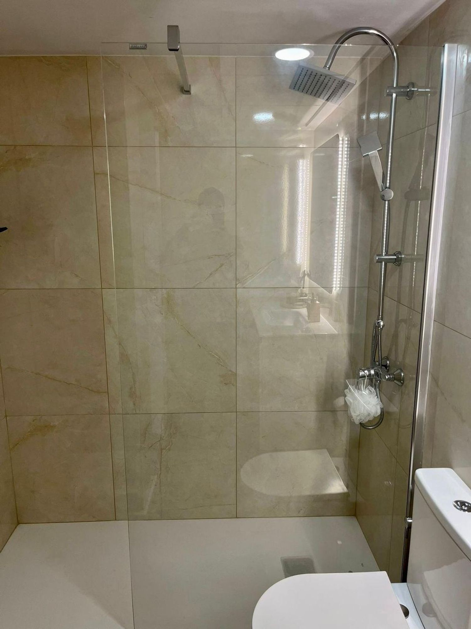 Piso en Calle Poeta José Agustín Goytisolo, 12, Casas Verdes, Casas Verdes - Foto 13