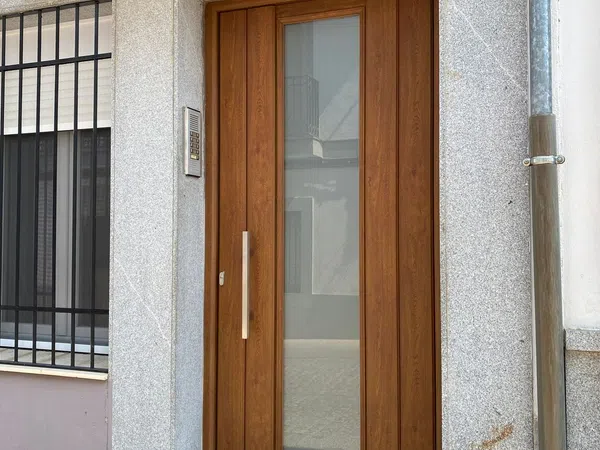 Piso en Calle Fernández Franco, 19 b - Foto 1