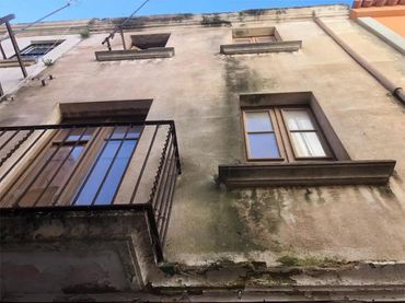 Casa adosada en  Carrer de Sant Martí 14 - Foto 1
