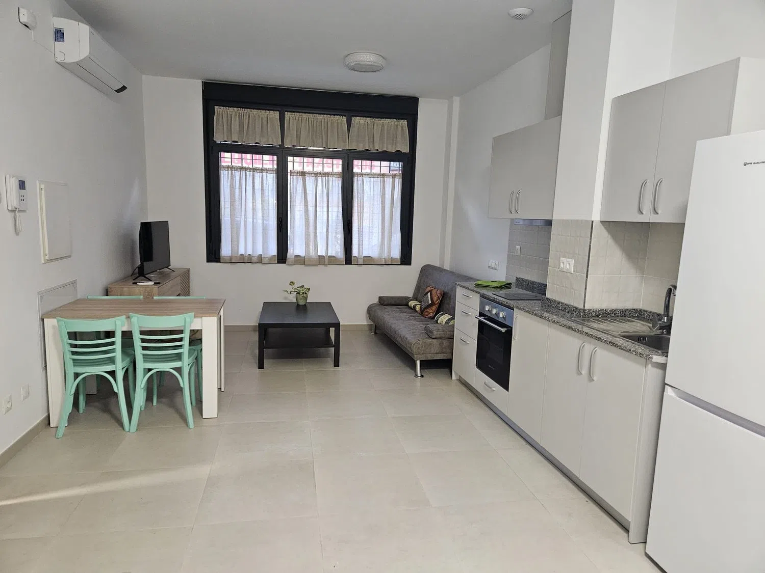 Estudio en calle Rafaela, 44 - Foto 3