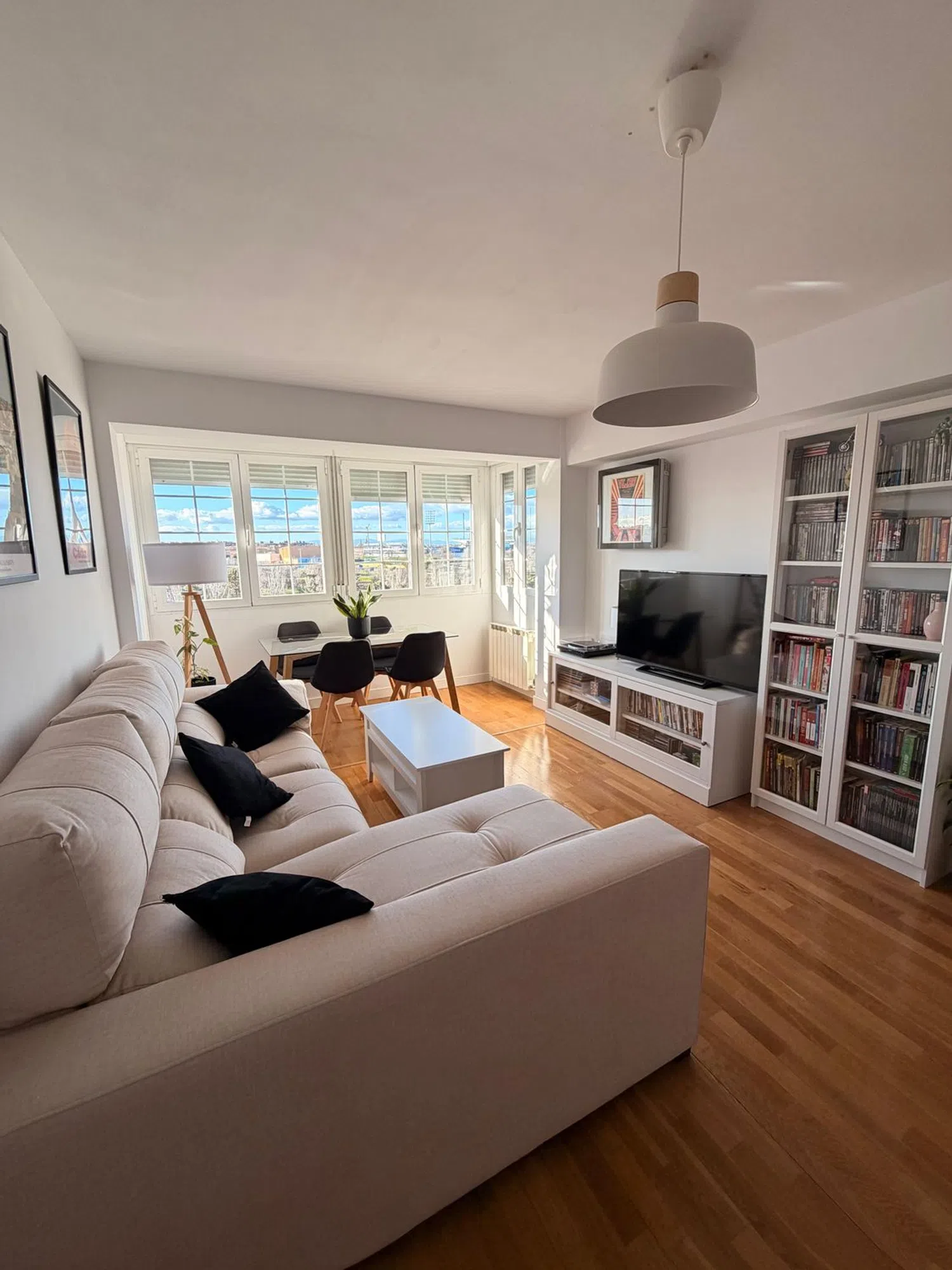 Piso en calle del Ampurdán, 12