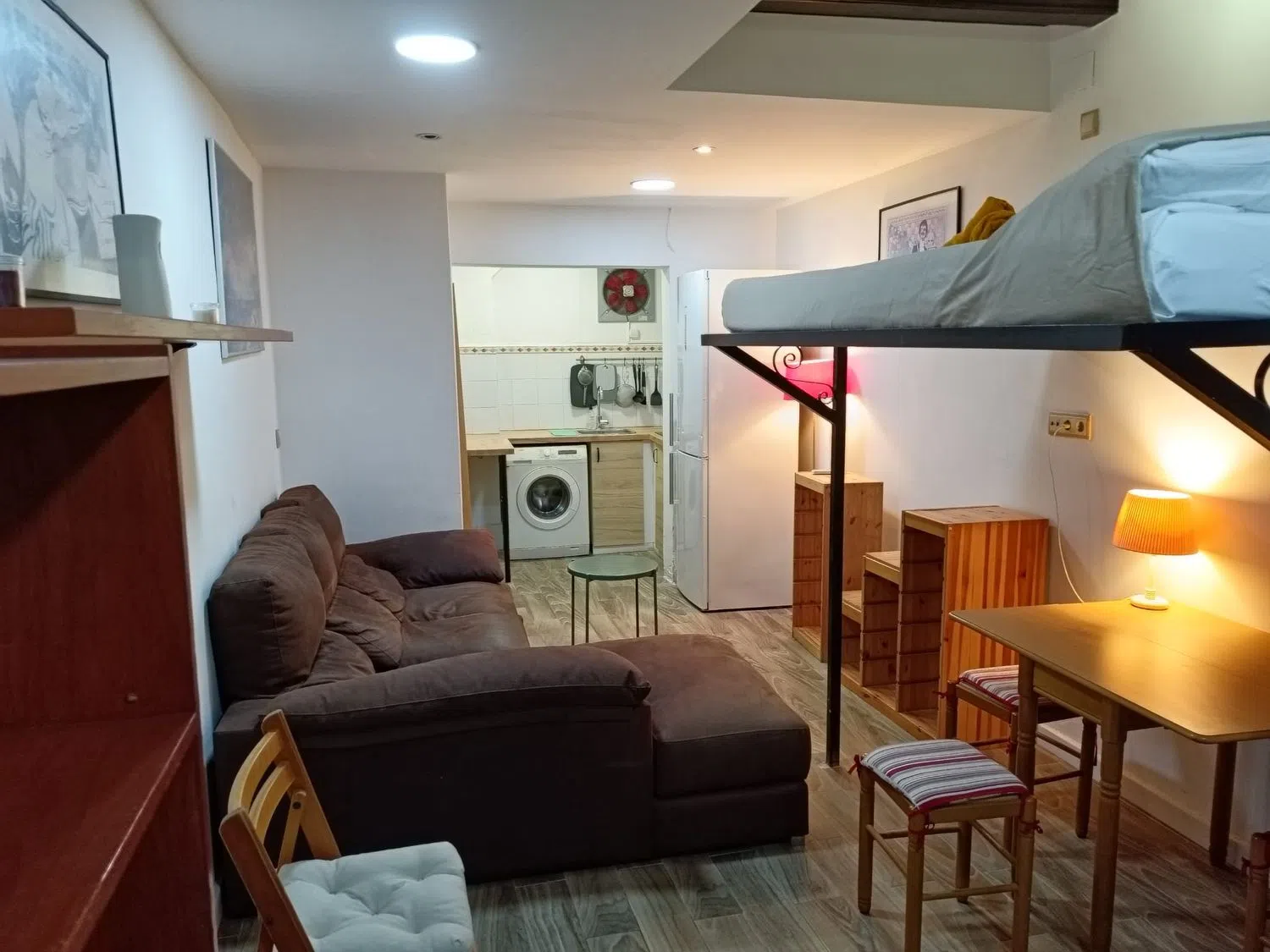 Estudio en calle de les Carretes, 69 - Foto 2