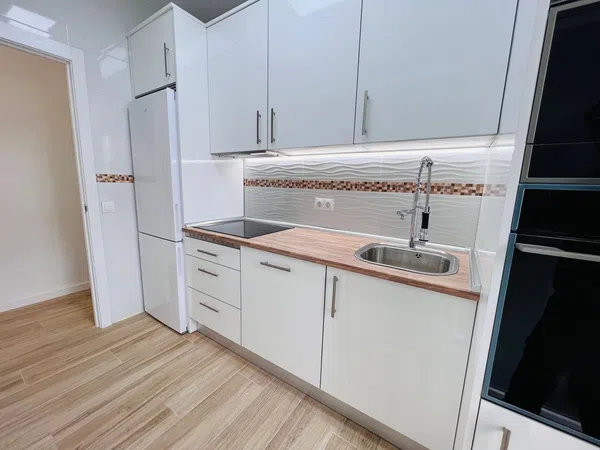 Piso en Fernando Diaz De Mendoza, 54, Comillas - Foto 1