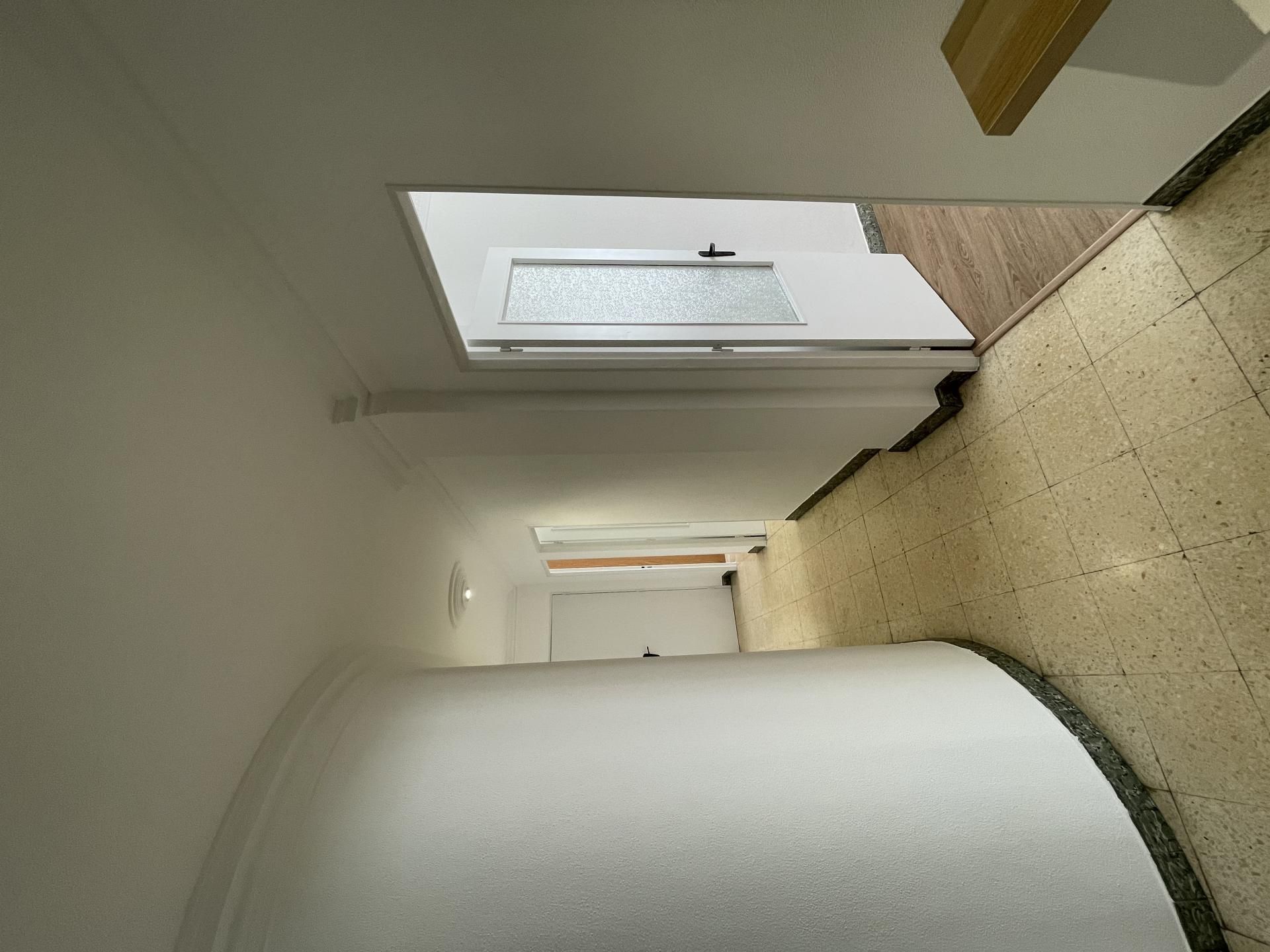 Piso en  Rúa de San Pedro de Mezonzo 26 - Foto 6