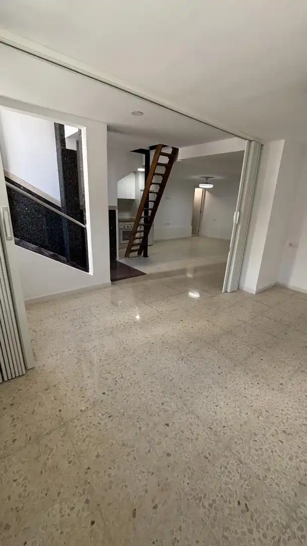 Piso en  Calle Agustín de la Oliva 10 - Foto 4