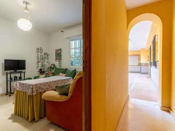 Piso en Barrio Calle Betis - Pagés del Corro - Foto 4