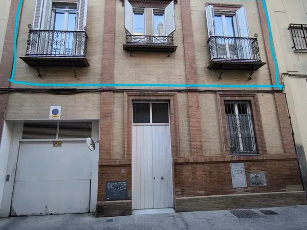 Piso en Calle Teodosio, 25, Plaza de la Gavidia-San Lorenzo - Foto 1