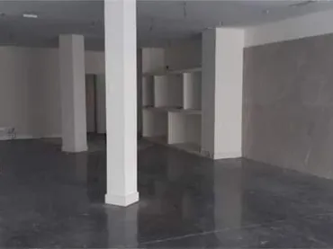 Local comercial en Ciutat Universitaria - Foto 1